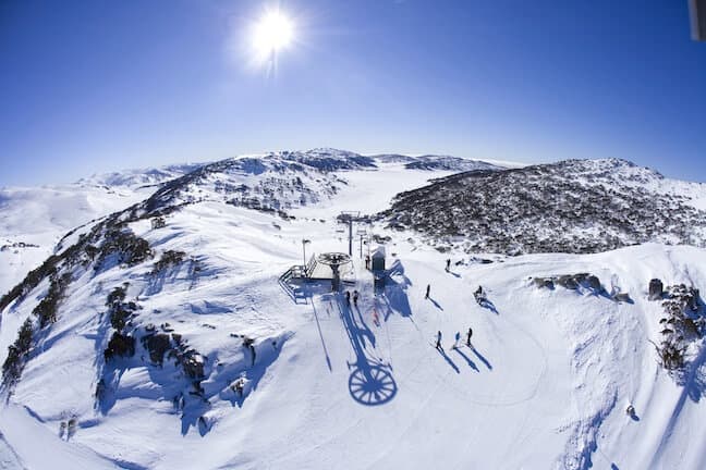 Charlotte Pass in Australia - a view from the top of a snowy mountain.