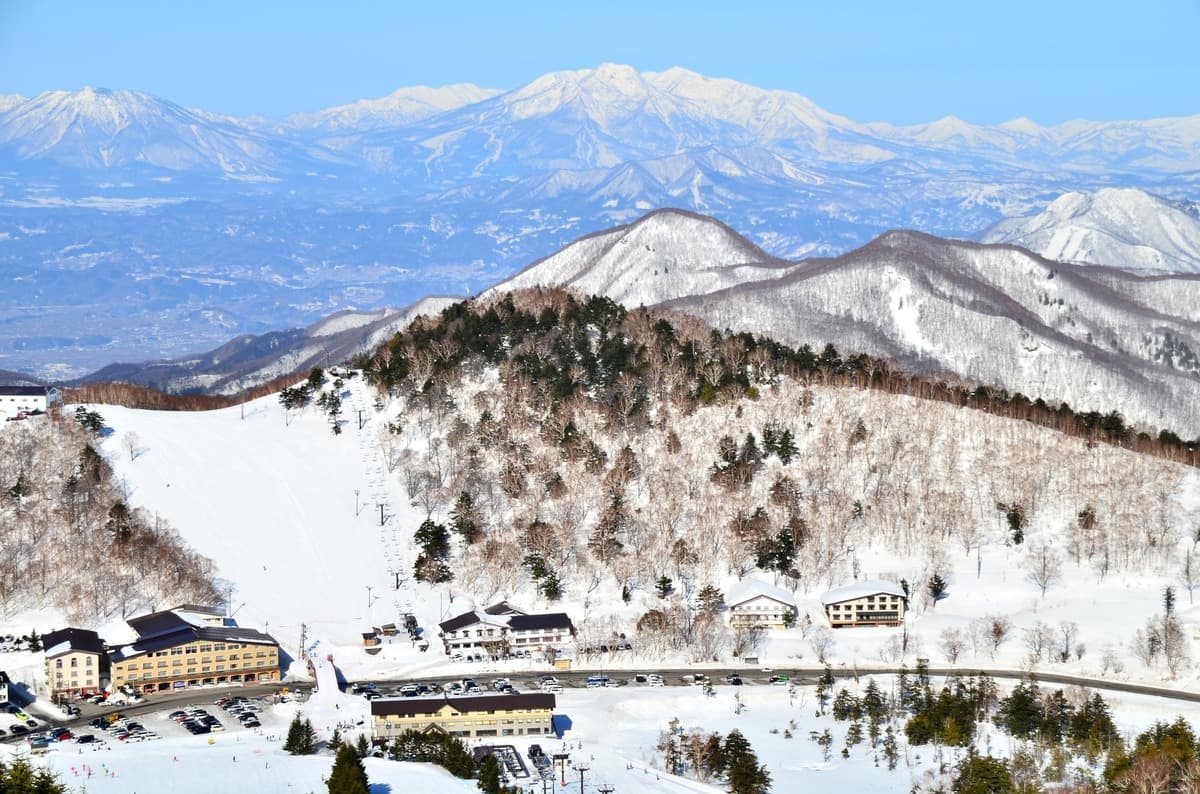 Tanne no mori Okojo in Japan - a view of the mountains from the top of the mountain.