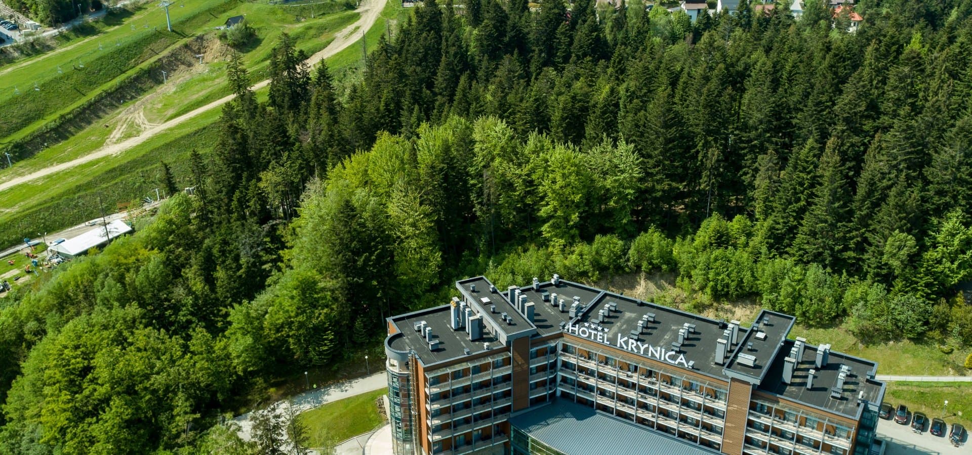 Henryk in Poland: an aerial view of the resort from above.
