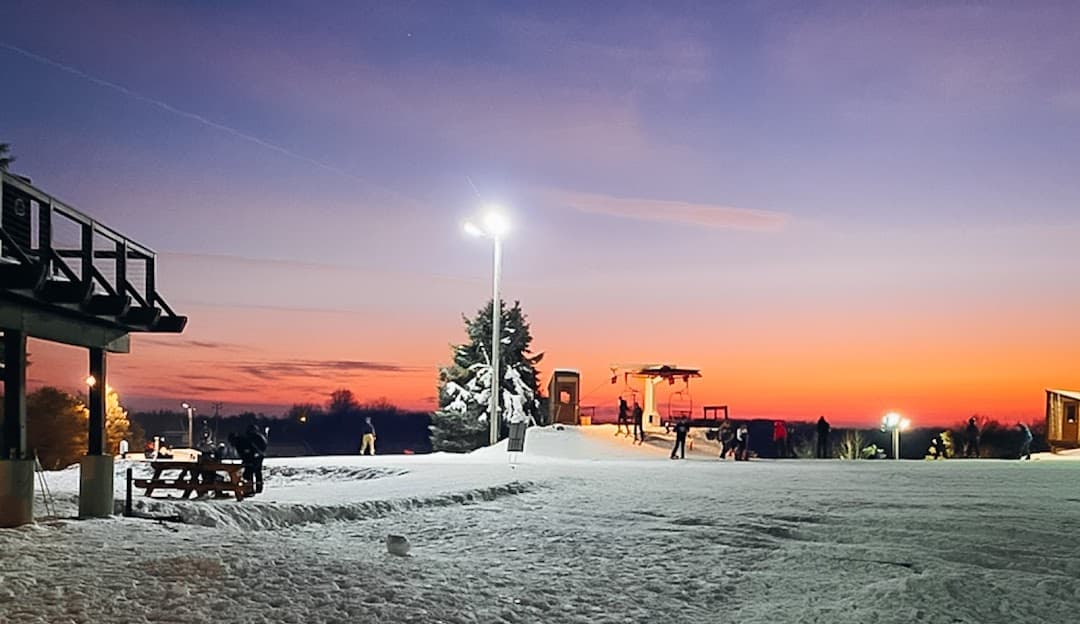 Sundown Mountain Resort in USA - snow on the ground.