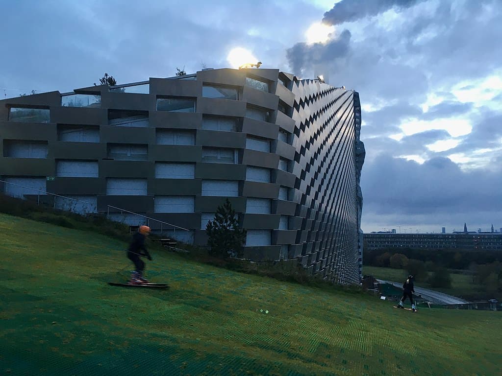 Hoch Hylkedal – Kolding in Denmark - a man riding a skateboard on top of a hill.
