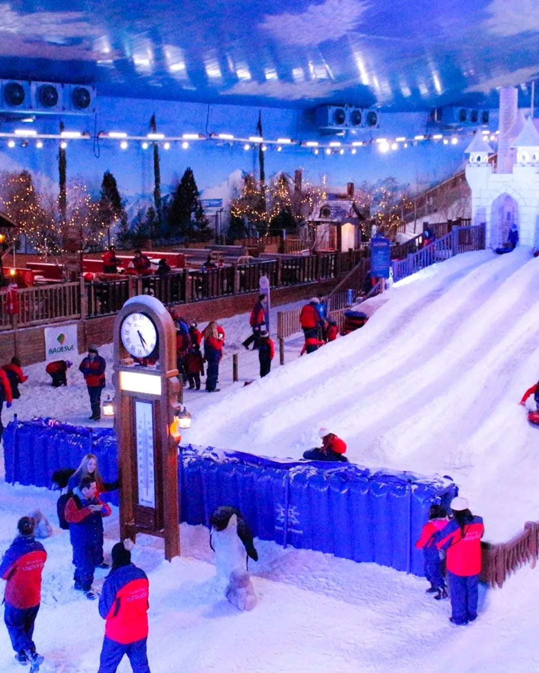 Snowland – Gramado resort background